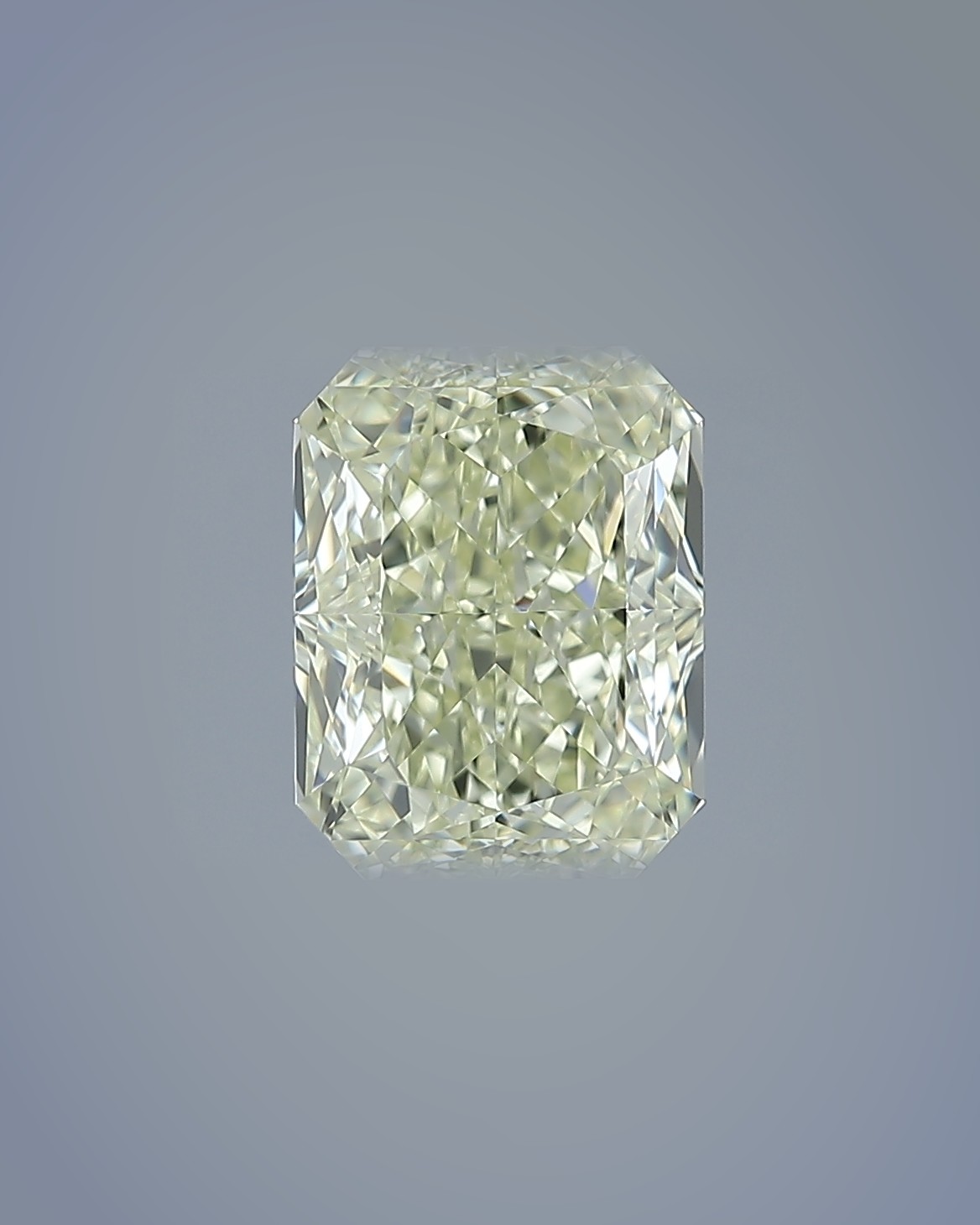 3.06 ct Radiant Fancy Colour Diamond, Fancy Light Yellow