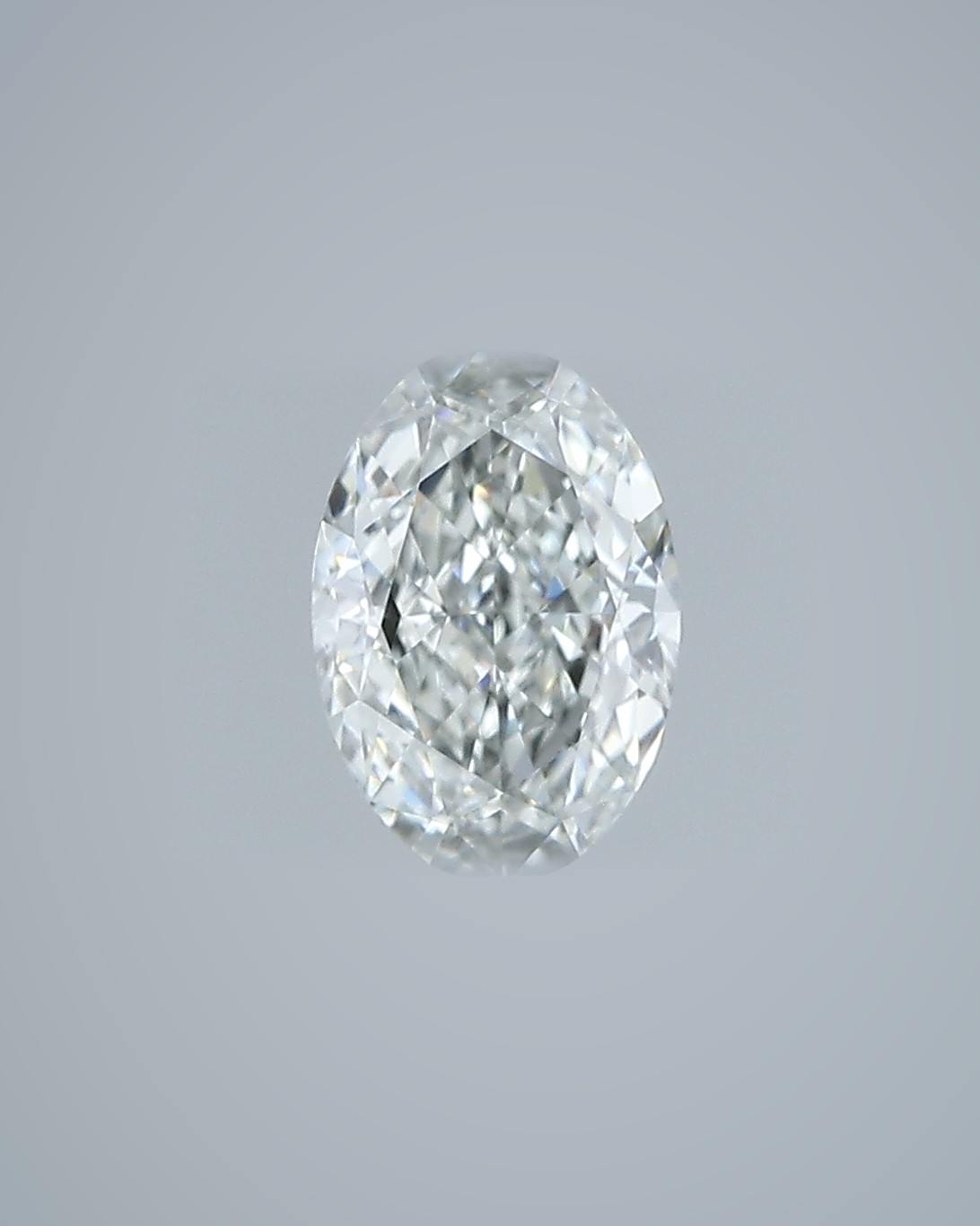 0.66 ct Oval Fancy Colour Diamond, Fancy Light Gray-Green