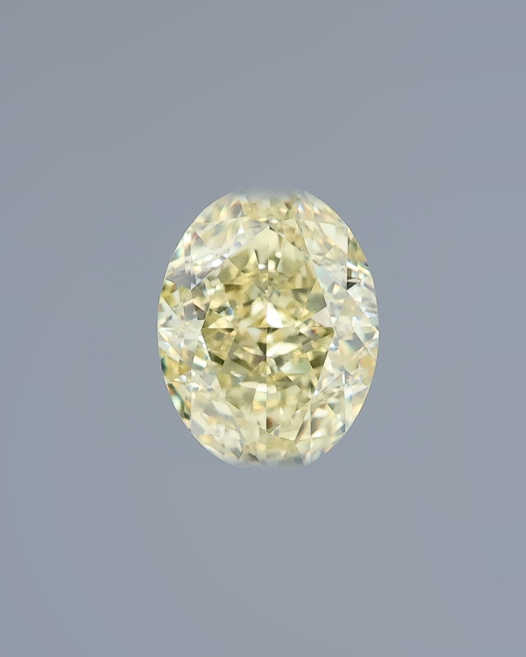 1.82 ct Oval Fancy Colour Diamond, Fancy Yellow