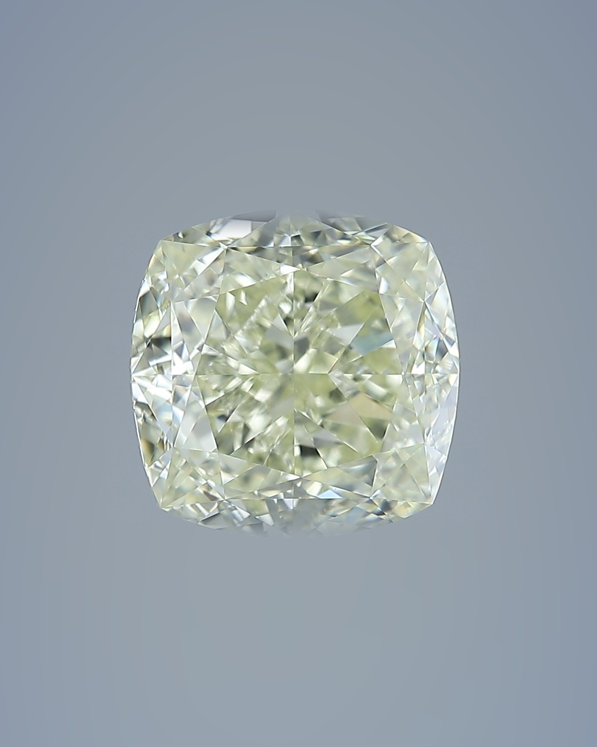 5.54 ct Cushion Fancy Colour Diamond, Fancy Light Yellow